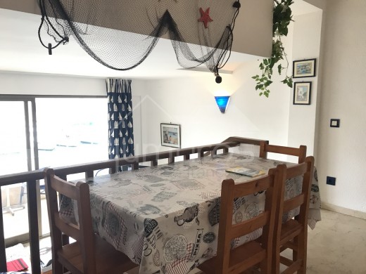 46m2, terrasse 13m2, amarre privée voilier, proche centre
