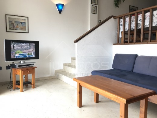 46m2, terrasse 13m2, amarre privée voilier, proche centre