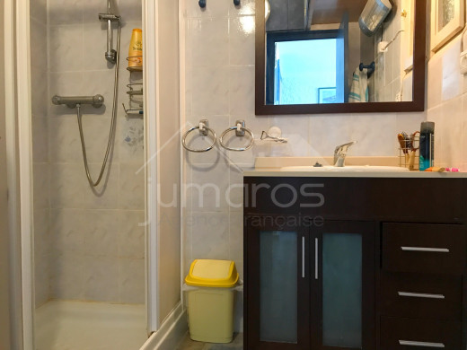 64m2, 2 chambres, vue mer, terrasse couverte, parking