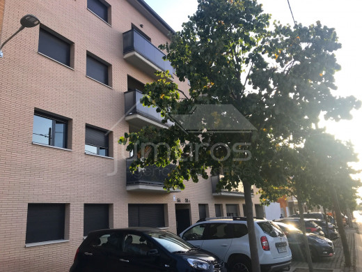 2 chambres, terrasse 35m2, piscine
