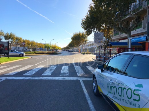 APPARTEMENT À 300MTS DE LA PLAGE AU CENTRE VILLE