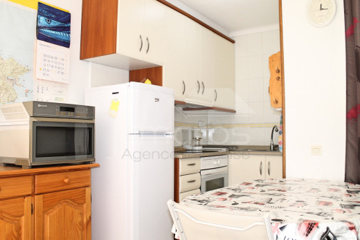 Coquet appartement de 40m2 en 1ère ligne de mer, Roses