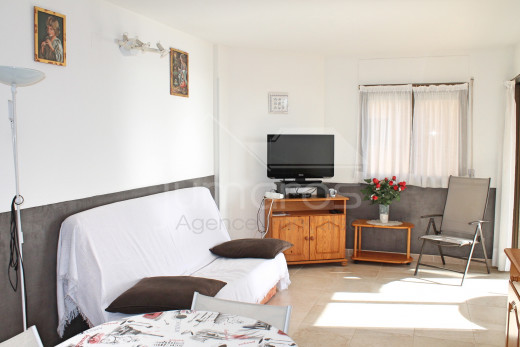 Coquet appartement de 40m2 en 1ère ligne de mer, Roses