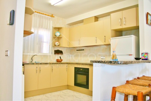 4 chambres, 183m2, piscine, 100 m de la plage d'Empuriabrava