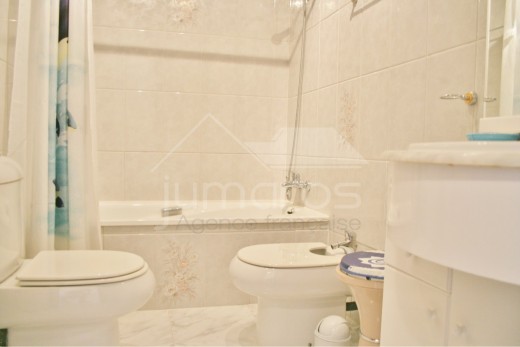 4 chambres, 183m2, piscine, 100 m de la plage d'Empuriabrava