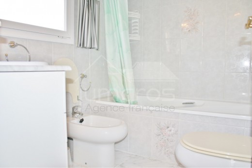 4 chambres, 183m2, piscine, 100 m de la plage d'Empuriabrava