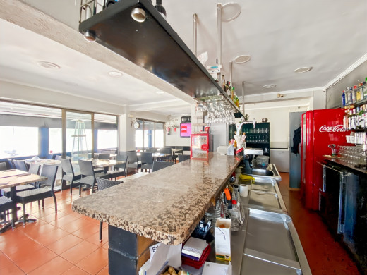 Restaurant mit Wohnung zum Verkauf in L'Escala