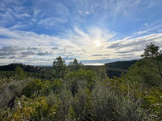 Masía catalana con terreno de 28 ha en Tarragona, Cataluña