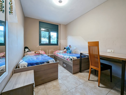 Appartement 3 chambres et piscine à Vilajuïga