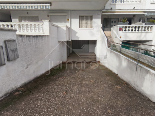 Parkplatz in Empuriabrava, 5m x 2,50m