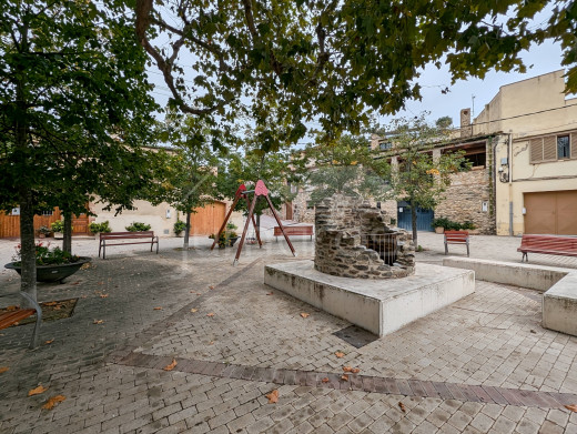 Charmante maison à rénover à Rabos, idéalement située entre plages et frontière française