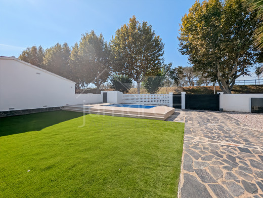 Appartement rénové à vendre à Empuriabrava
