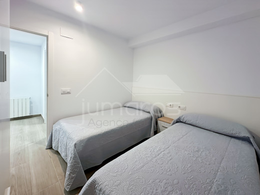 Piso de nueva construcción en venta en Figueres