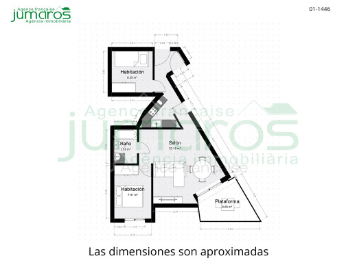 Ático reformado con vistas panorámicas al mar y terraza privada de 40 m²
