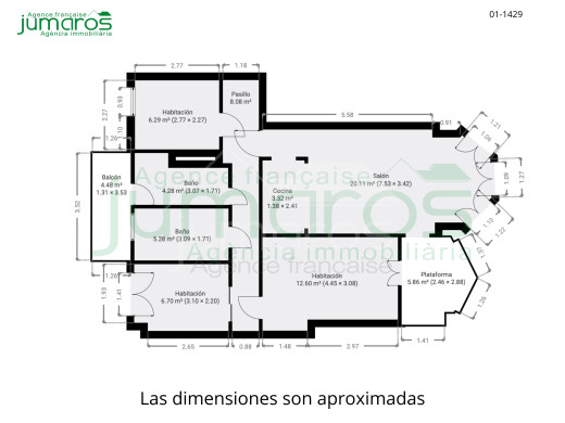 Grand appartement à Gran Reserva, à 300m de la plage, parking privé