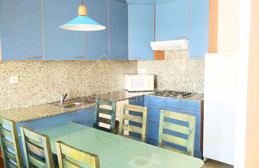 2 bedrooms, 10m2 terrace, 1st floor, secure residence with swimming pool.