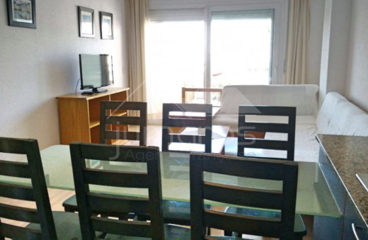 2 bedrooms, 10m2 terrace, 1st floor, secure residence with swimming pool.