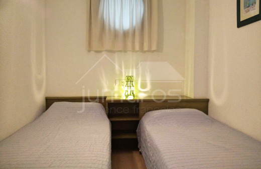 2 bedrooms, 10m2 terrace, 1st floor, secure residence with swimming pool.
