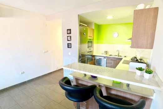 70m2, 2 chambres, moderne avec piscine communautaire