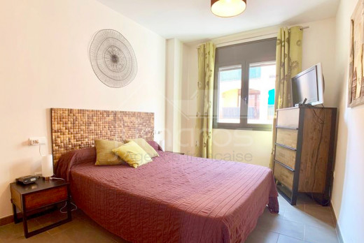 70m2, 2 chambres, moderne avec piscine communautaire