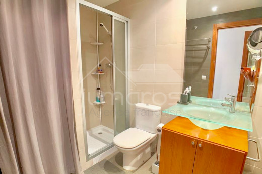 70m2, 2 chambres, moderne avec piscine communautaire