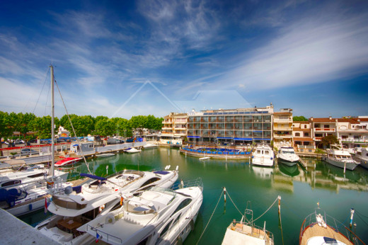 Achat d'un appartement 2 chambres, Salins à Empuriabrava