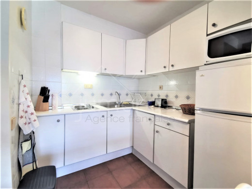 Appartement avec terrasse et piscine