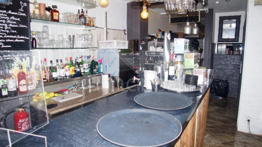 Fond commerce bar-restaurant premiere ligne mer