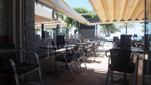 Fond commerce bar-restaurant premiere ligne mer