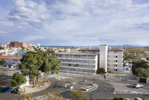 Magnifique atico 3 chambres, terrasse, piscine et parking
