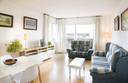 Magnifique atico 3 chambres, terrasse, piscine et parking