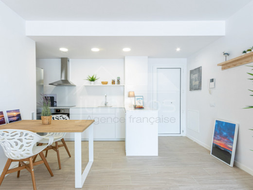 Appartement NEUF : 2 chambres, 1er étage à 200m de la plage