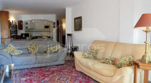 Appartement avec terrasse, en 1ere ligne mer, Empuriabrava