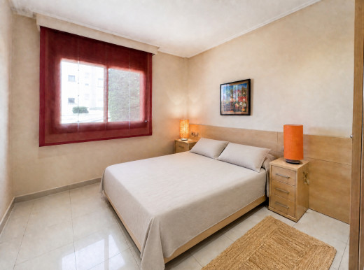 High standing beachfront flat in Canyelles