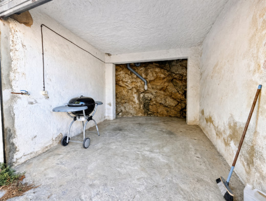 Maison avec vue mer, 6 chambres et 2 garages à Canyelles