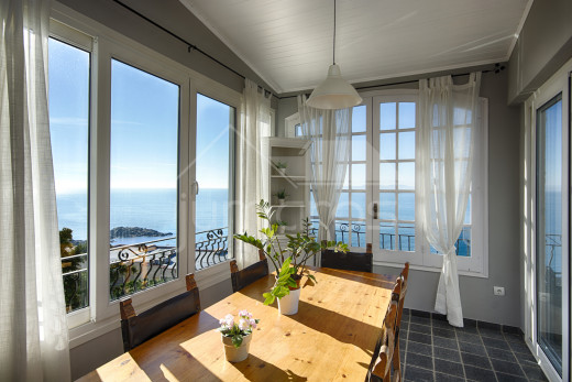 5 chambres, 260m2, emplacement idéal, vue mer, proche plage