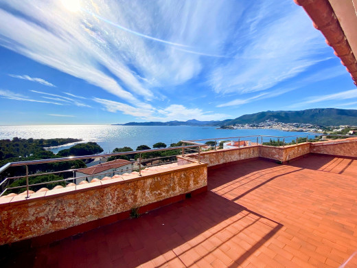 Villa de luxe avec vue panoramique sur la mer à Llançà