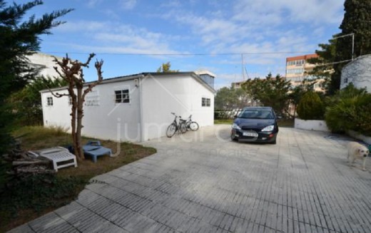 Terreno edificable de 750m2, amarre de 20m.