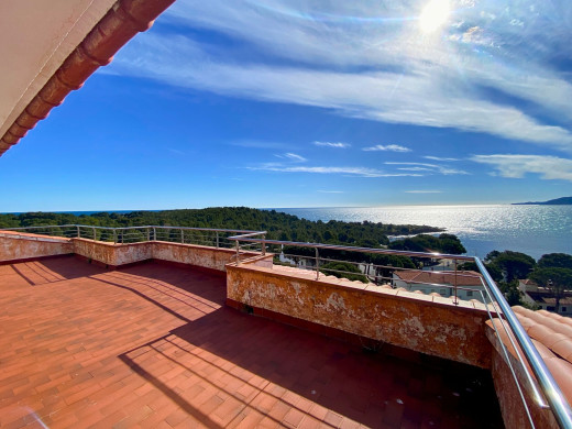 Villa de luxe avec vue panoramique sur la mer à Llançà