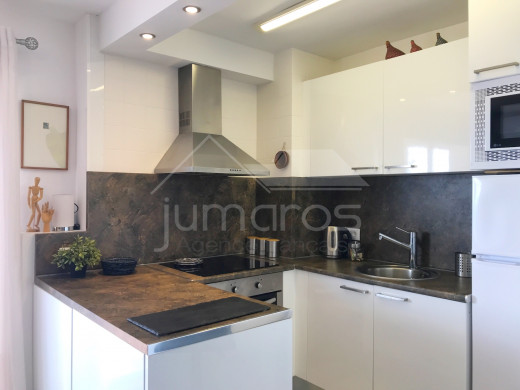 3 chambres, rénové, terrasse, vue mer, Canyelles