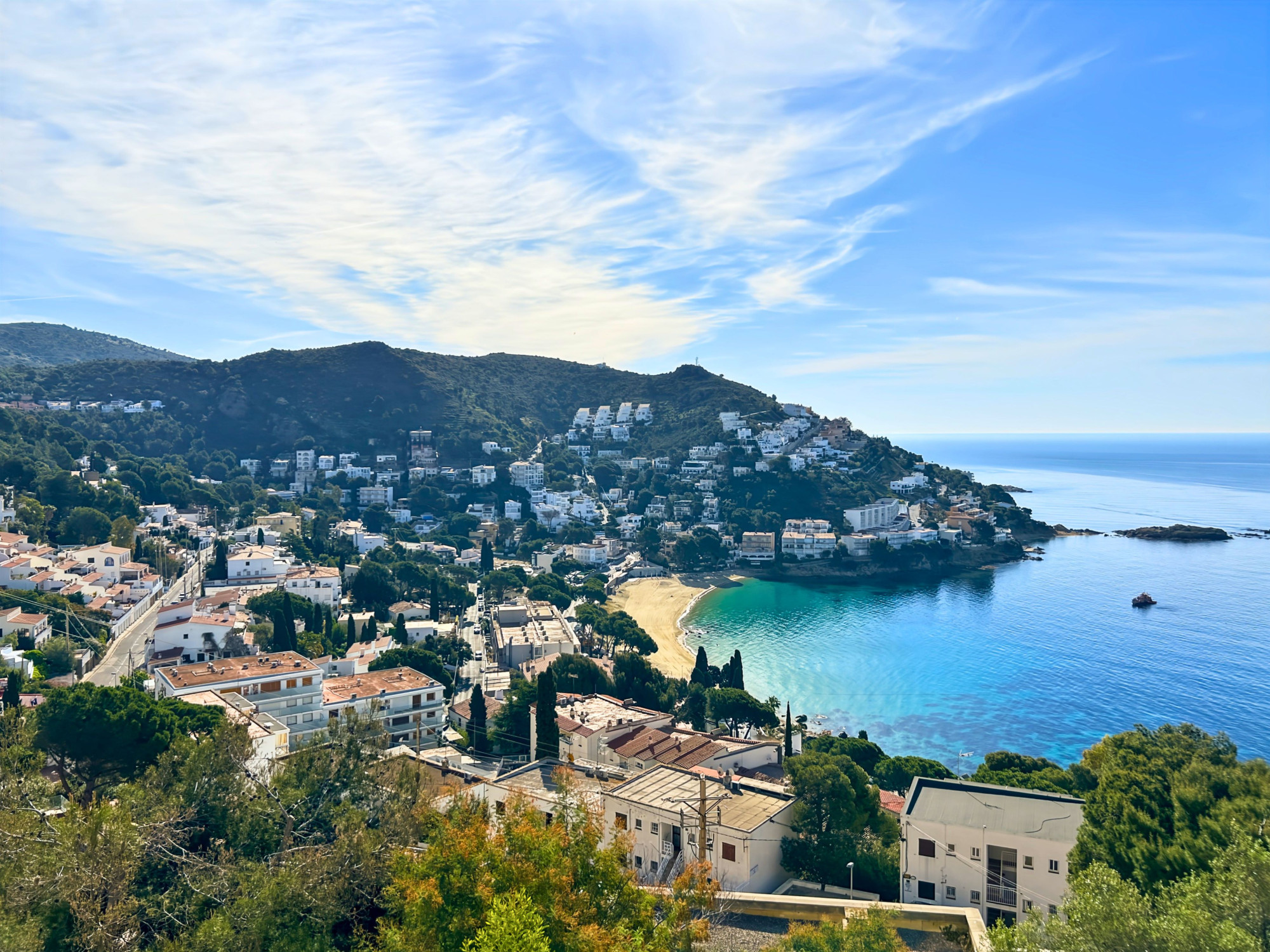 Wohnung mit Meerblick und Touristenlizenz in Canyelles, Roses