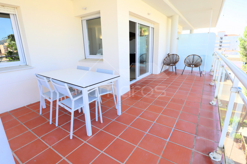 Buena inversión de alquiler, 2 dormitorios, piscina