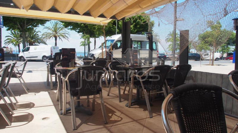 Fond commerce bar-restaurant premiere ligne mer