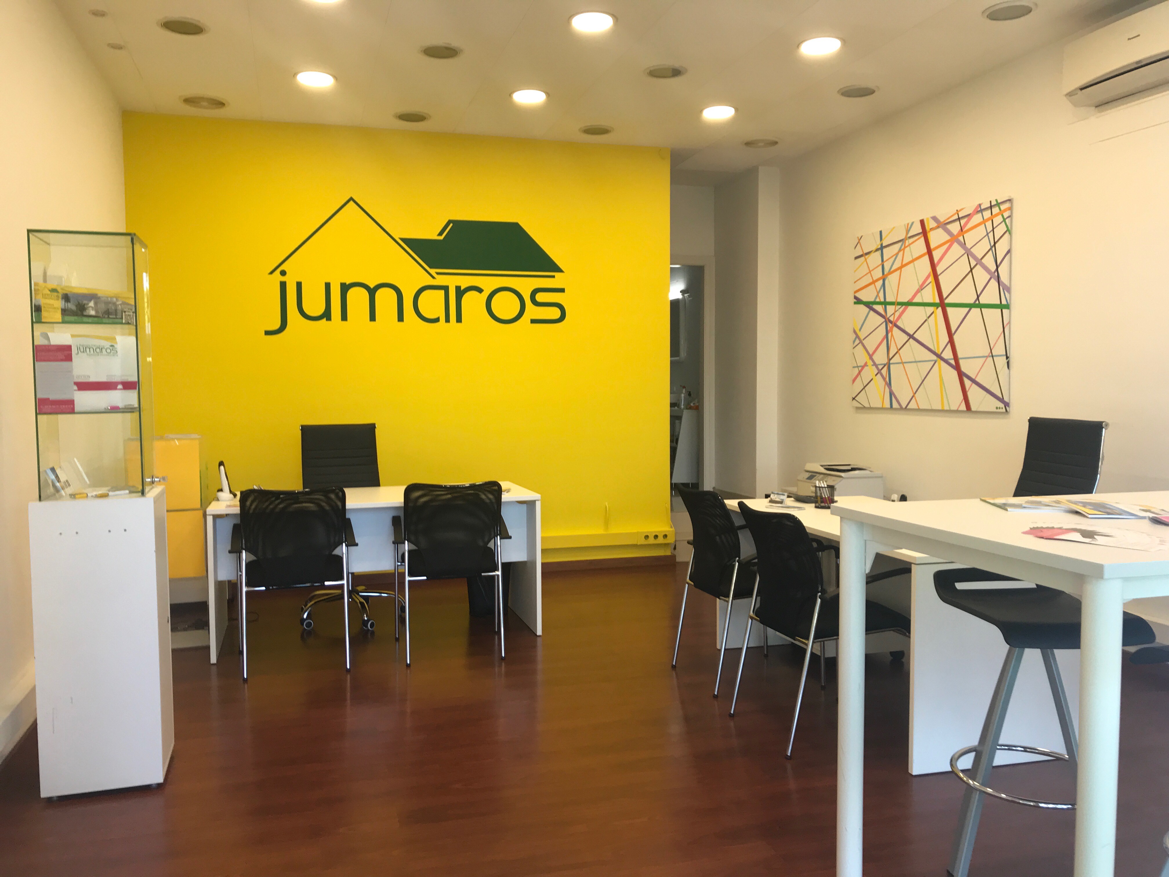 logo big jumaros